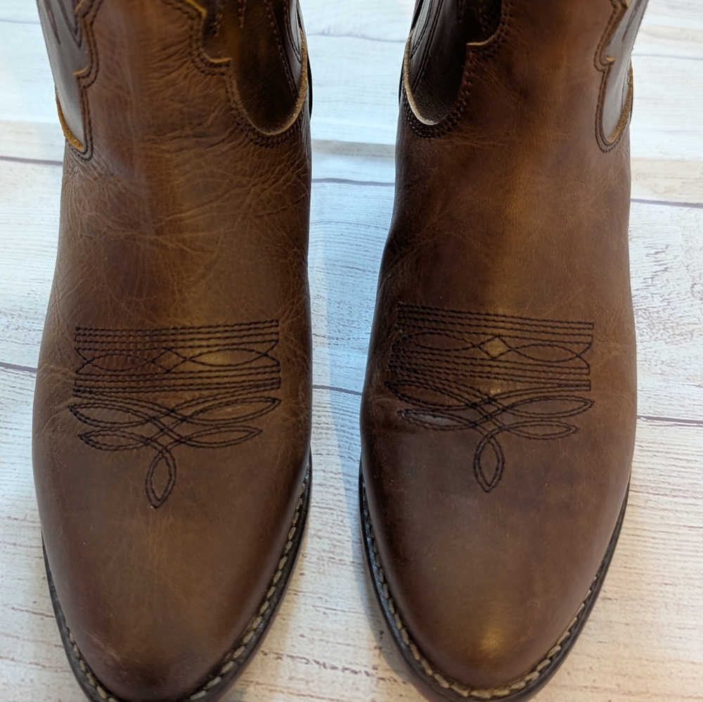 Nocona Women's cowgirl brown boots. Size 8.5 - Picture 7 of 12